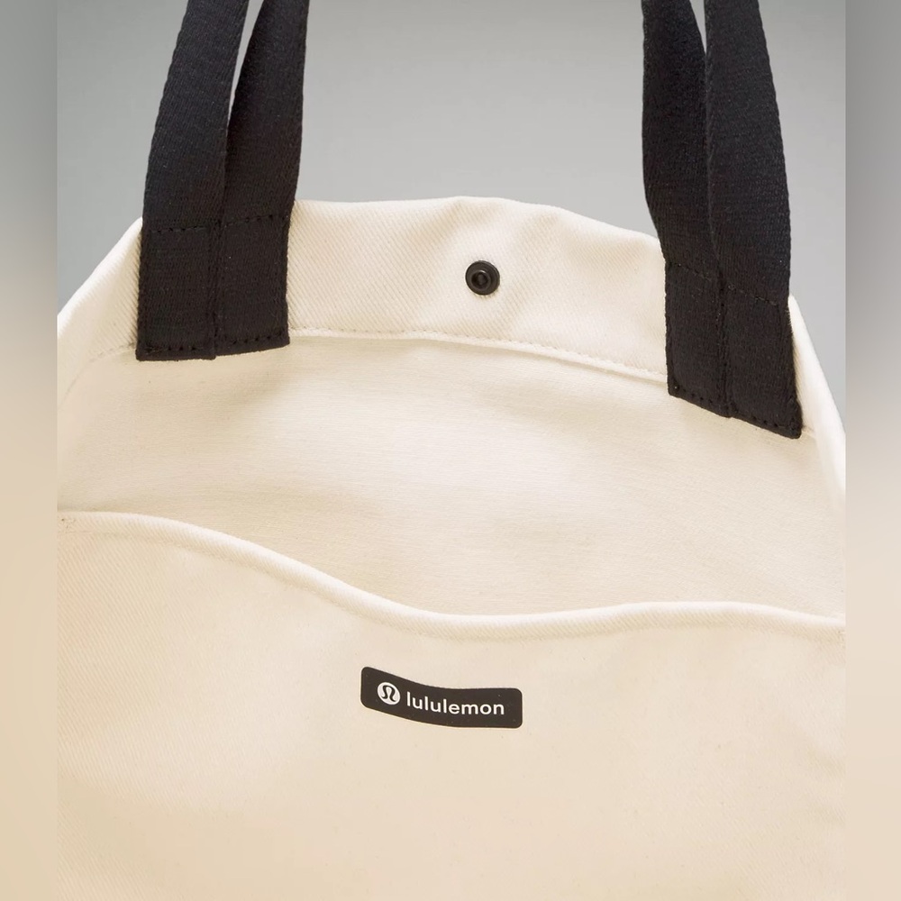 Lululemon Double-Handle Canvas Tote - Picture 5 of 9